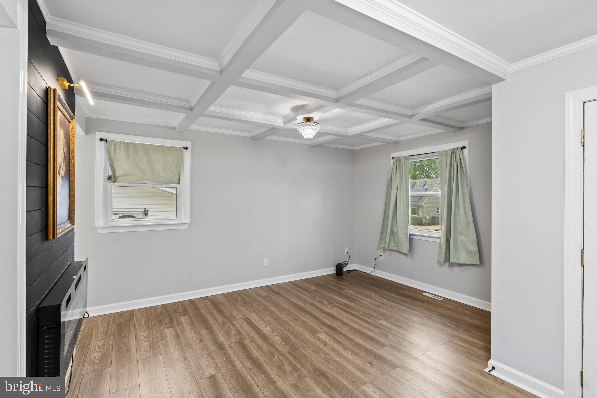 WESTBURY - Residential