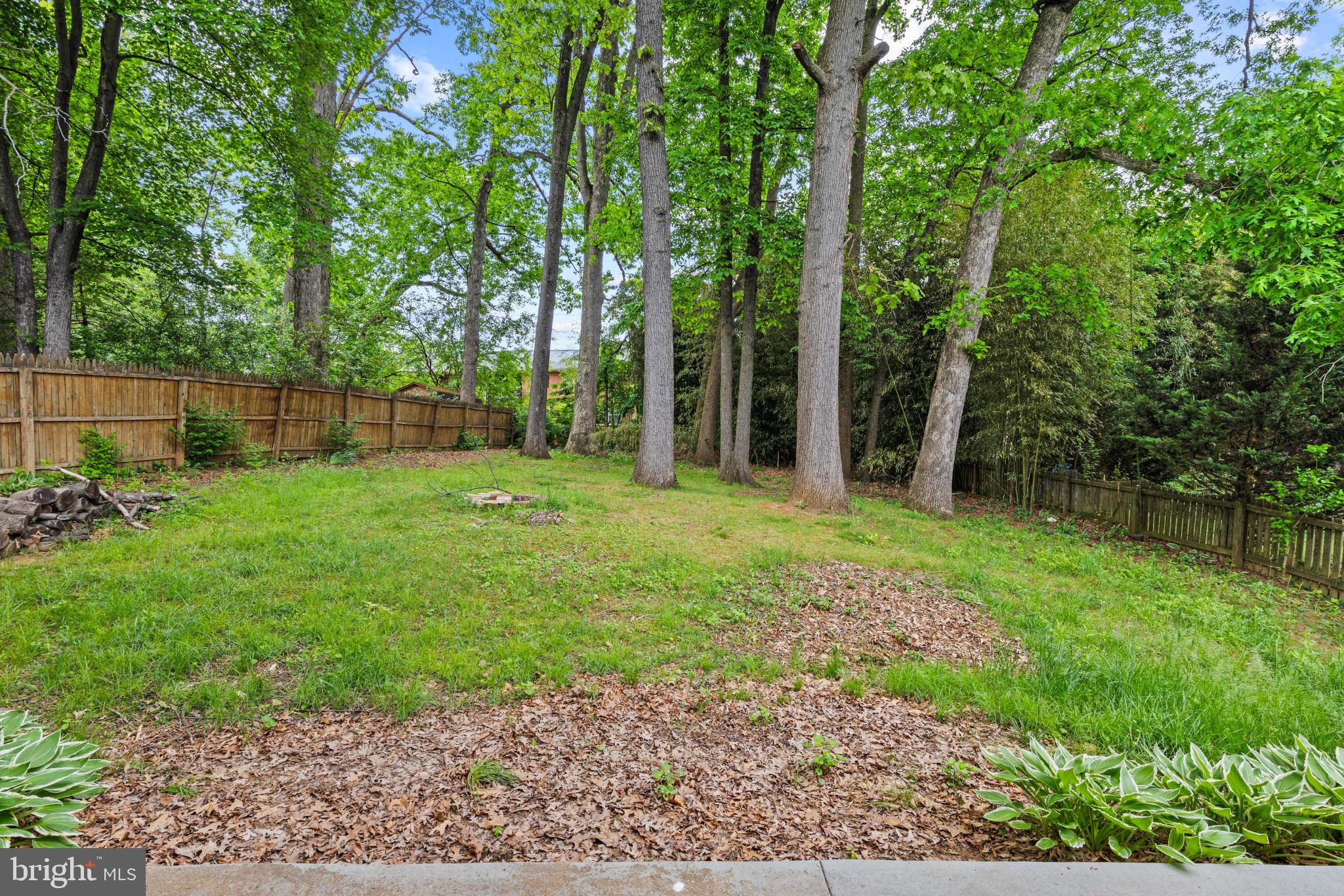 WESTBURY - Residential