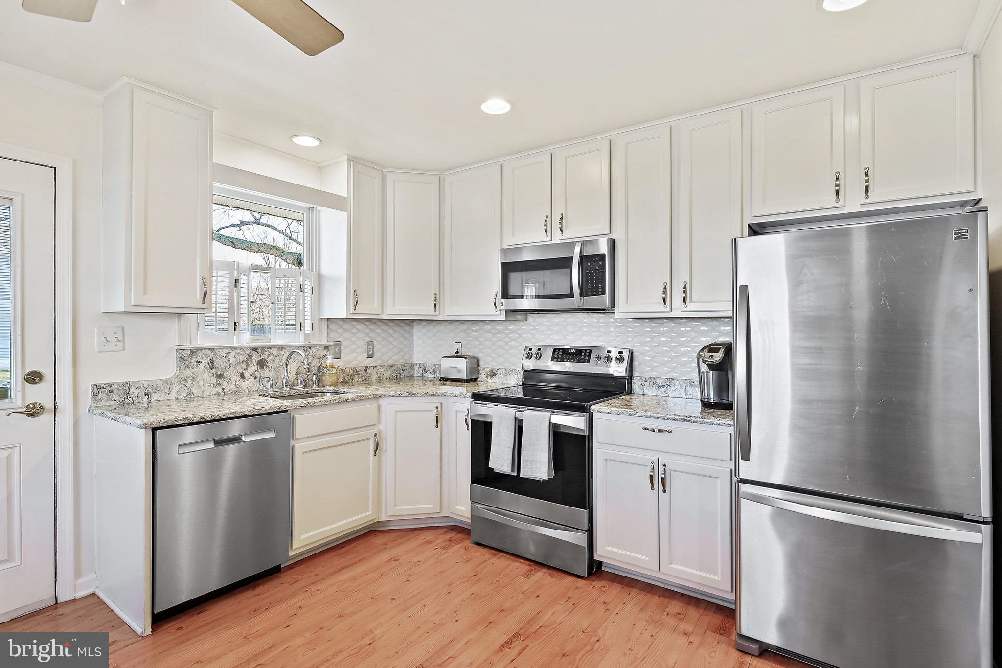 BAYSIDE BEACH - Residential