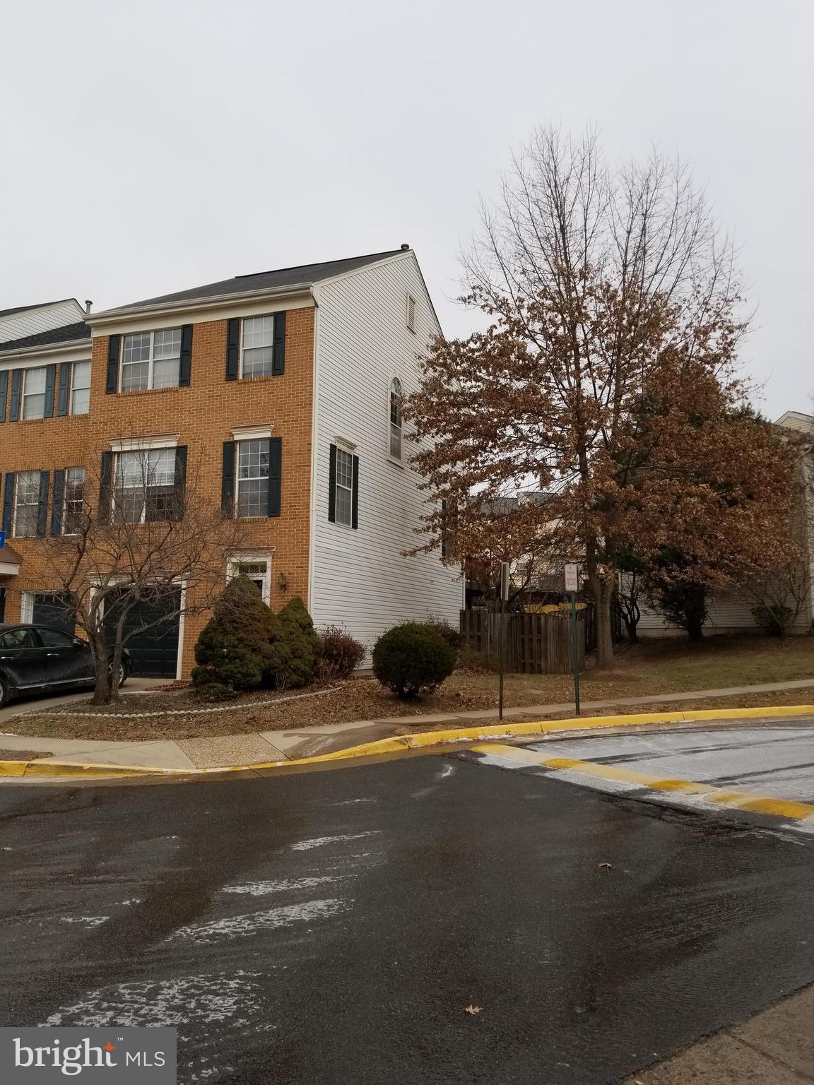 CENTRE RIDGE LAND BAY - Residential