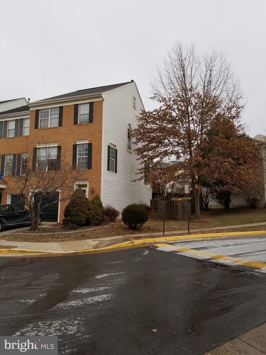 Well-maintained end-unit 3-bedroom townhome located in the desirable Centre Ridge community. Features a bright open floor plan with abundant natural light, hardwood flooring, and neutral finishes throughout. Includes a one-car attached garage and additional community parking. Enjoy private outdoor space, ideal for relaxing or entertaining. Conveniently located near shopping, dining, parks, and community amenities such as a pool and playground, with easy access to I-66 and Routes 28 & 29. Ideal for owner-occupants or investors.