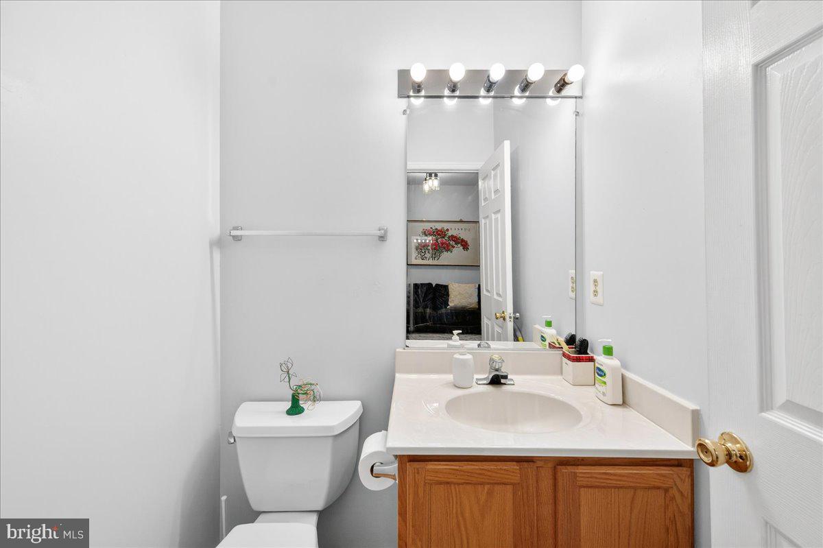 CENTRE RIDGE LAND BAY - Residential