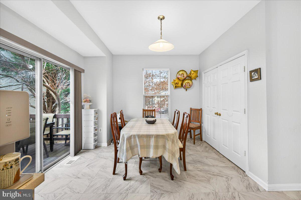 CENTRE RIDGE LAND BAY - Residential