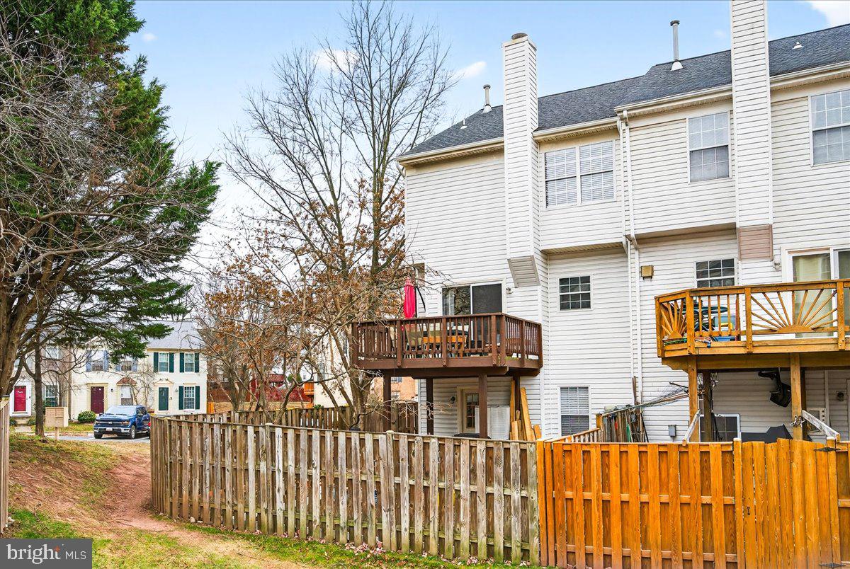 CENTRE RIDGE LAND BAY - Residential