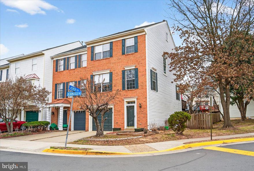 Well-maintained end-unit 3-bedroom townhome located in the desirable Centre Ridge community. Features a bright open floor plan with abundant natural light, hardwood flooring, and neutral finishes throughout. Includes a one-car attached garage and additional community parking. Enjoy private outdoor space, ideal for relaxing or entertaining. Conveniently located near shopping, dining, parks, and community amenities such as a pool and playground, with easy access to I-66 and Routes 28 & 29. Ideal for owner-occupants or investors.