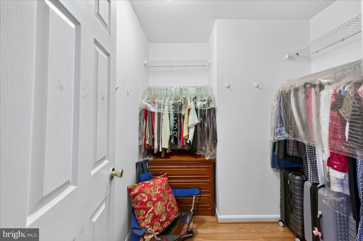 CENTRE RIDGE LAND BAY - Residential