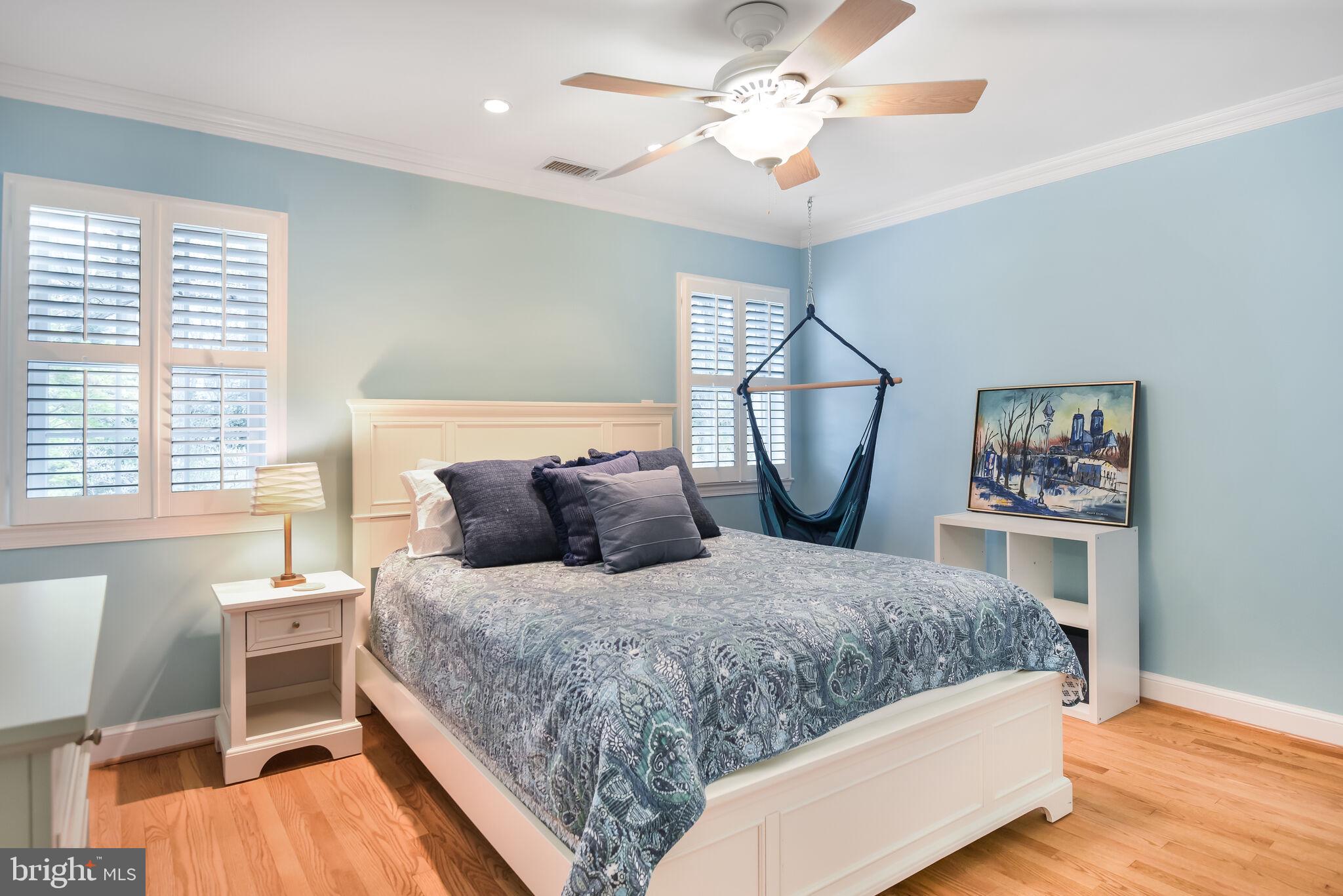 WINDSOR HILLS - Residential