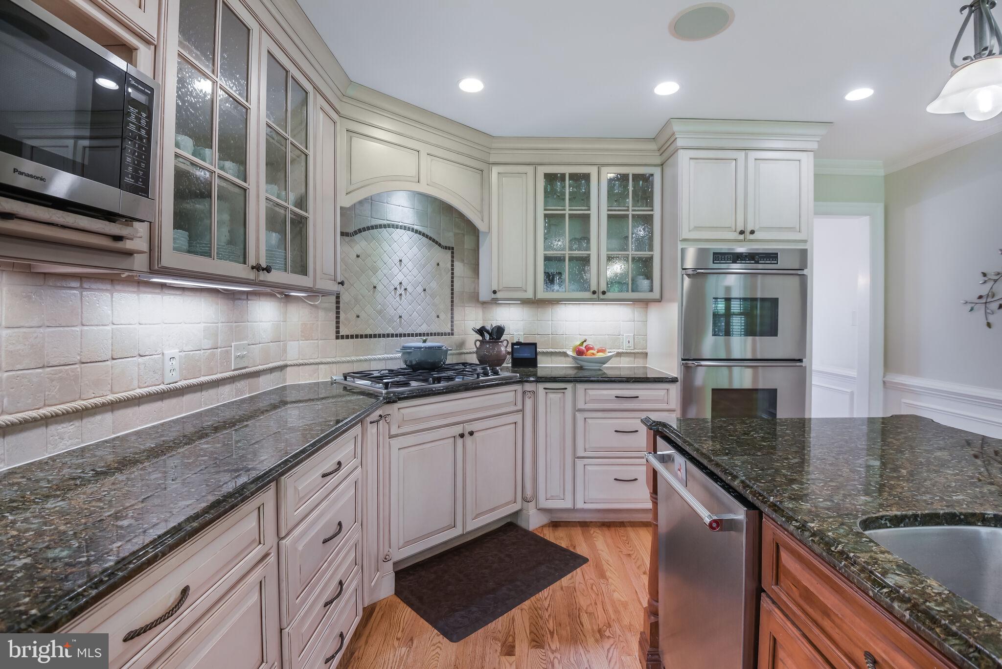 WINDSOR HILLS - Residential