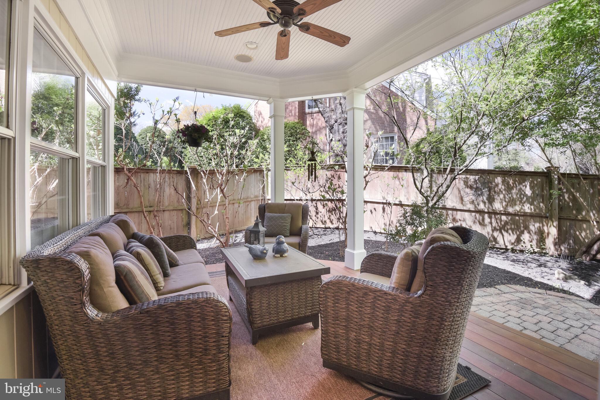 WINDSOR HILLS - Residential