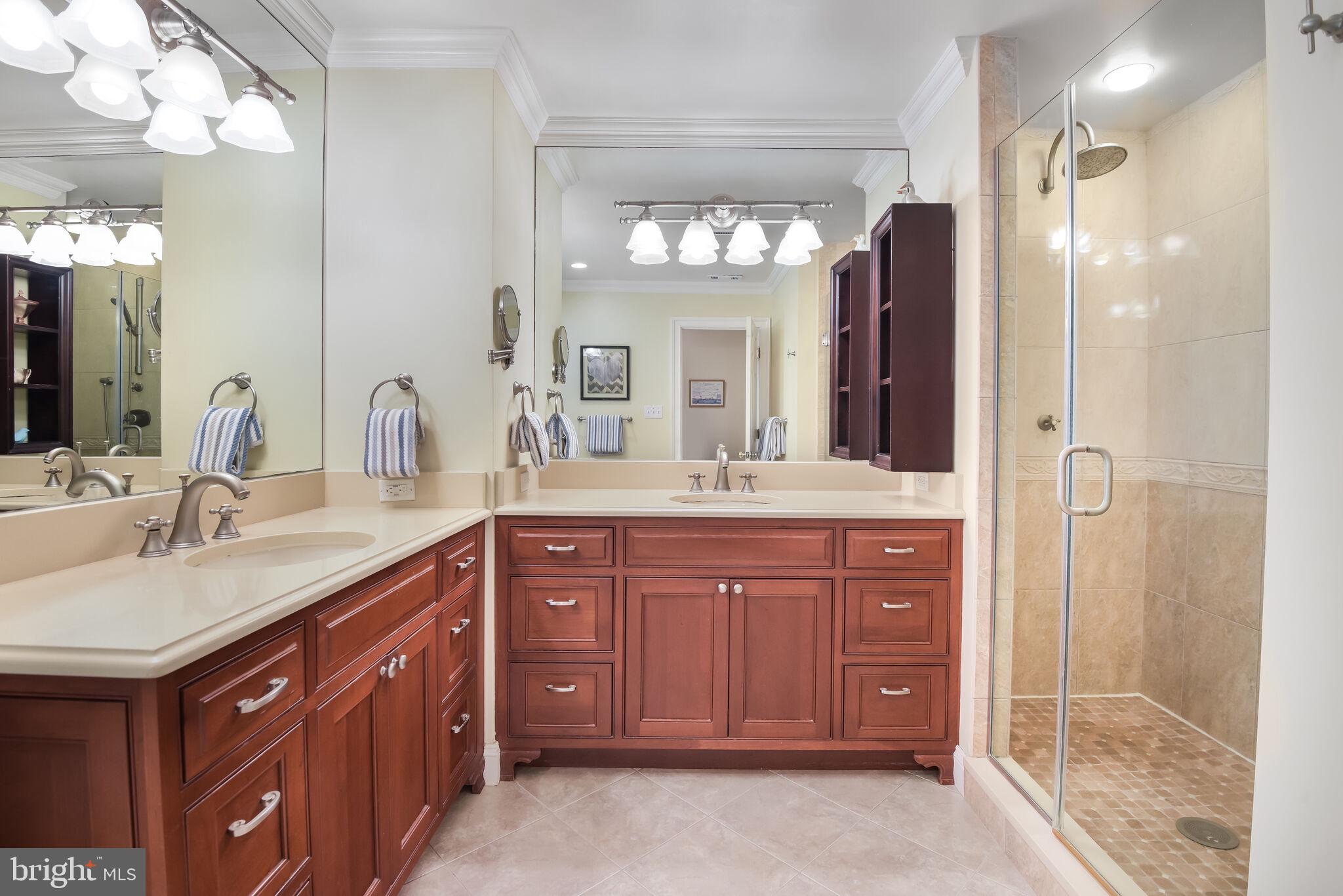 WINDSOR HILLS - Residential