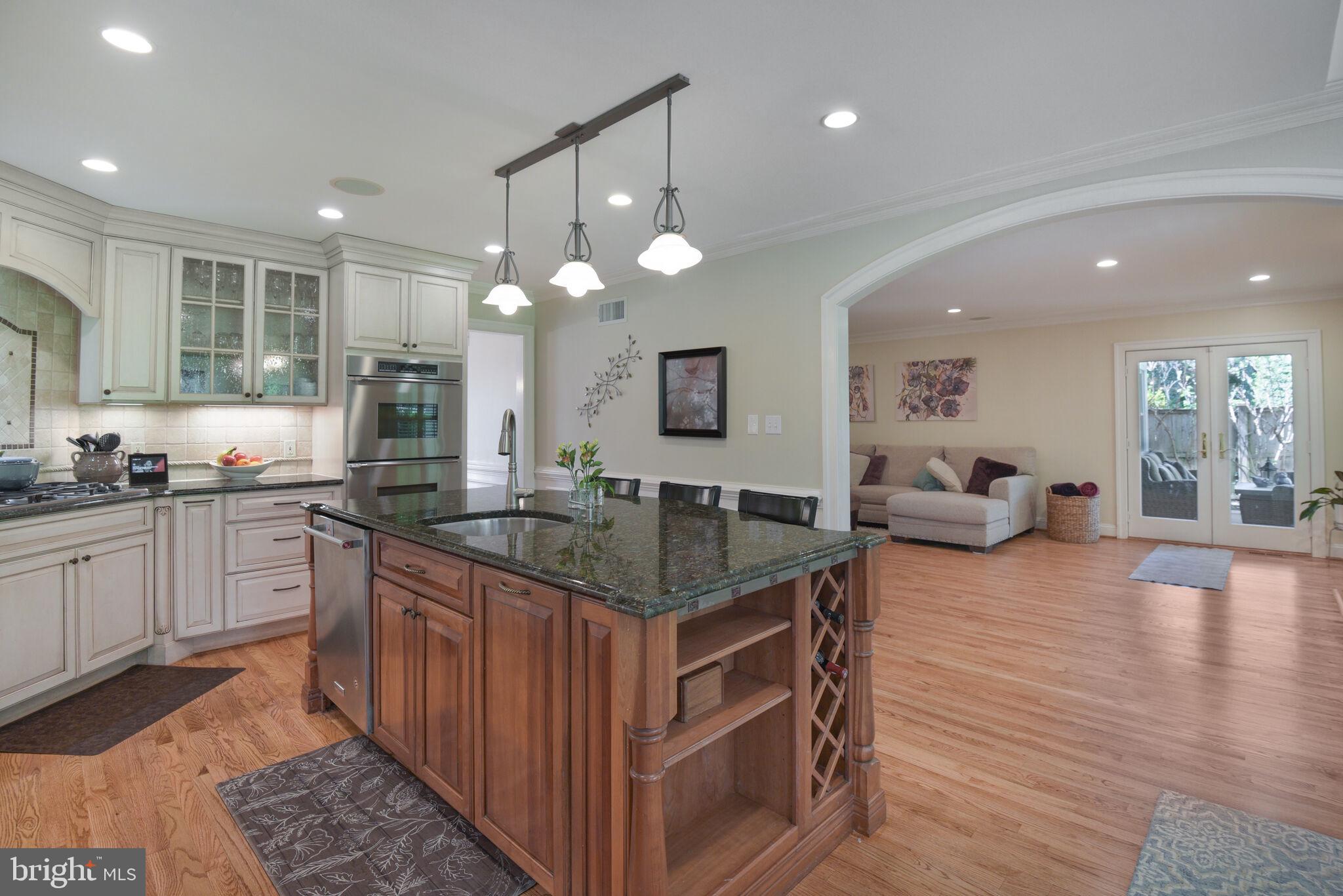 WINDSOR HILLS - Residential