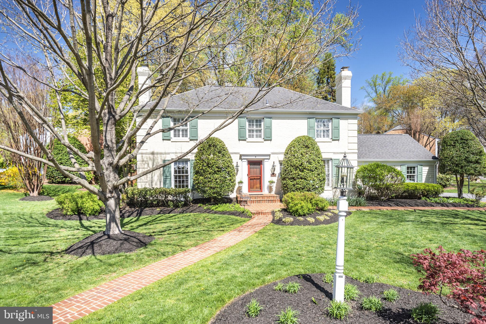 WINDSOR HILLS - Residential