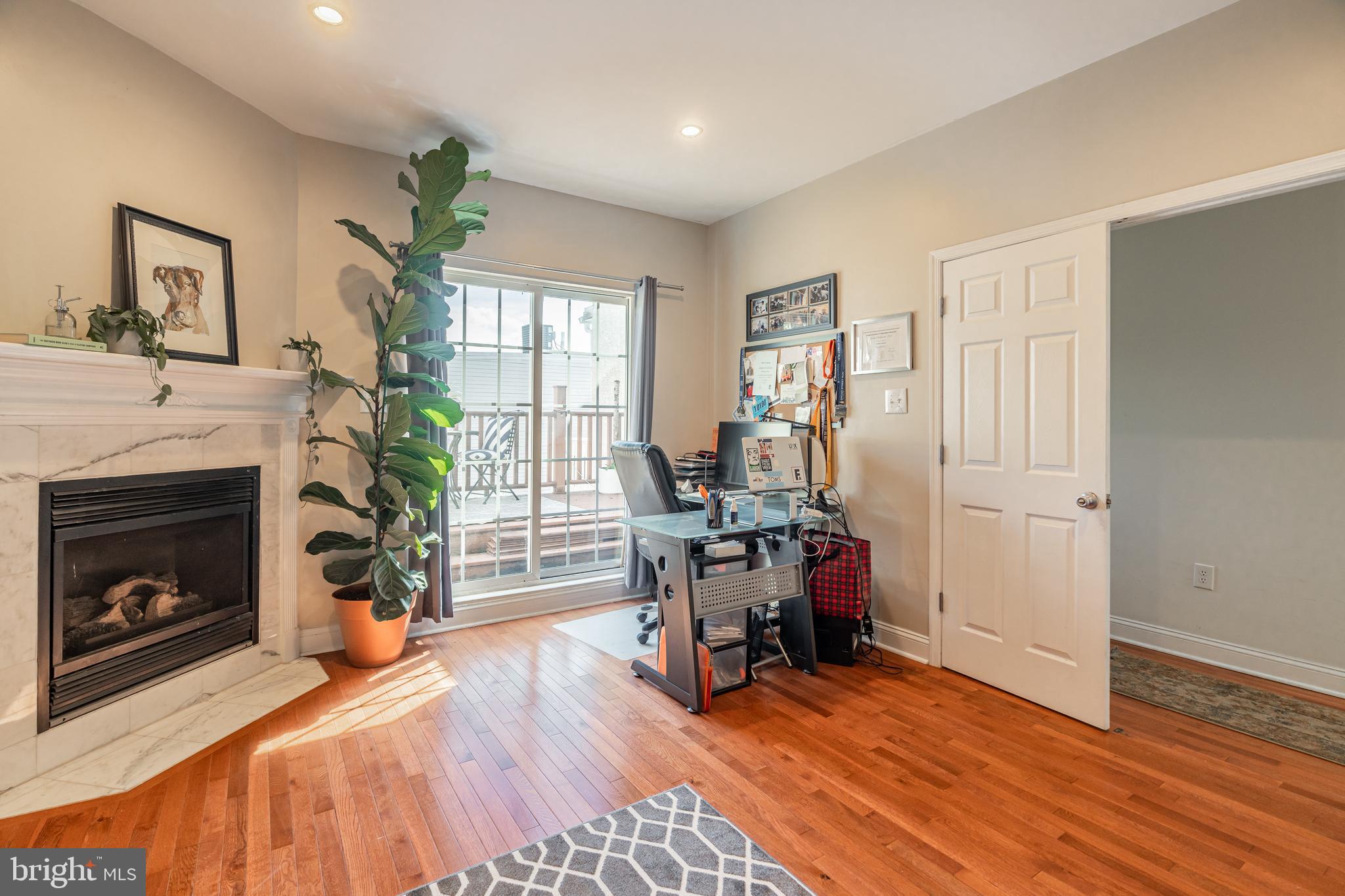 GRADUATE HOSPITAL - Residential