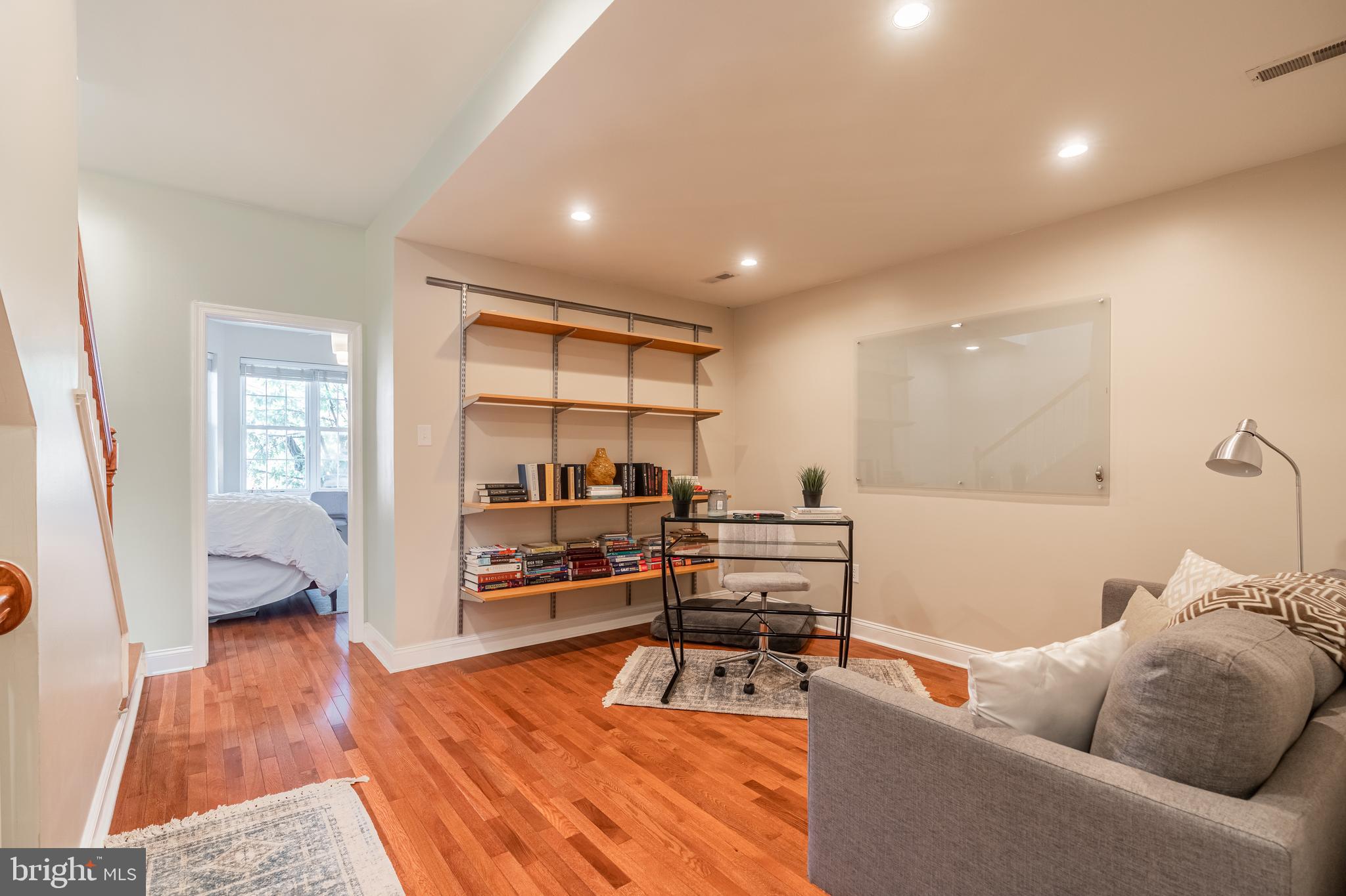 GRADUATE HOSPITAL - Residential