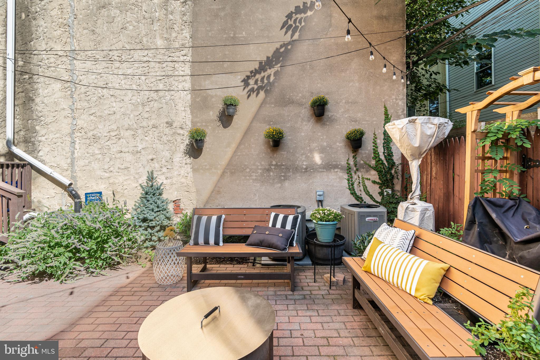 GRADUATE HOSPITAL - Residential