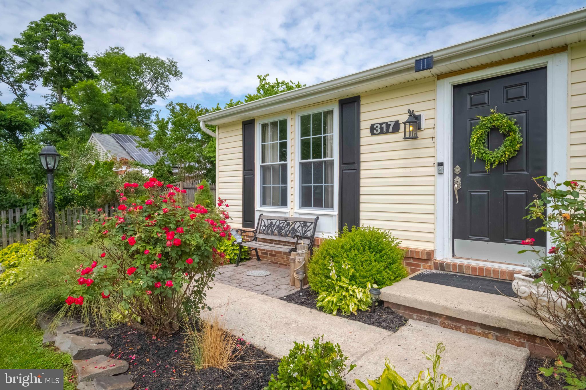 CRESTWOOD ACRES - Residential