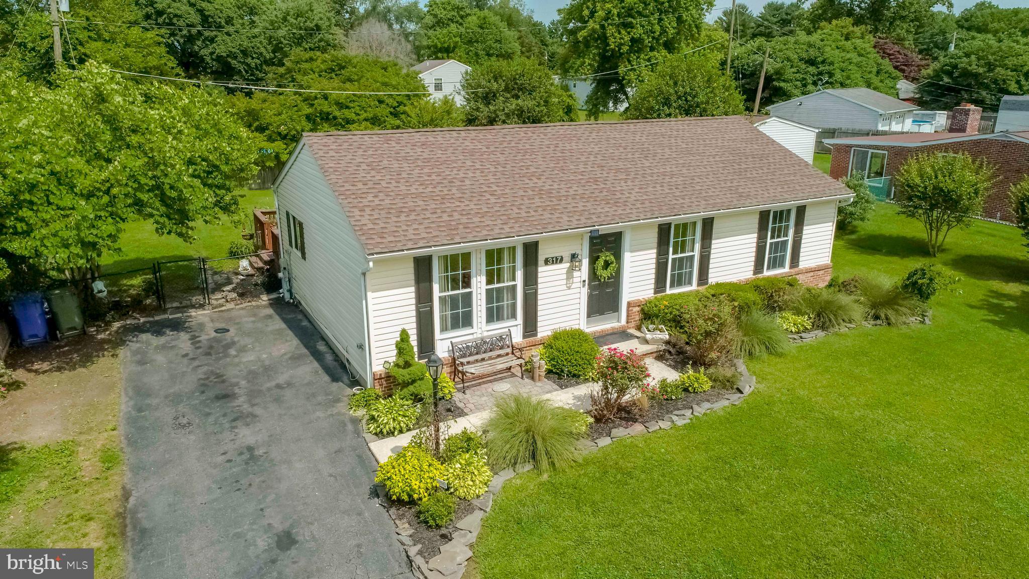 CRESTWOOD ACRES - Residential