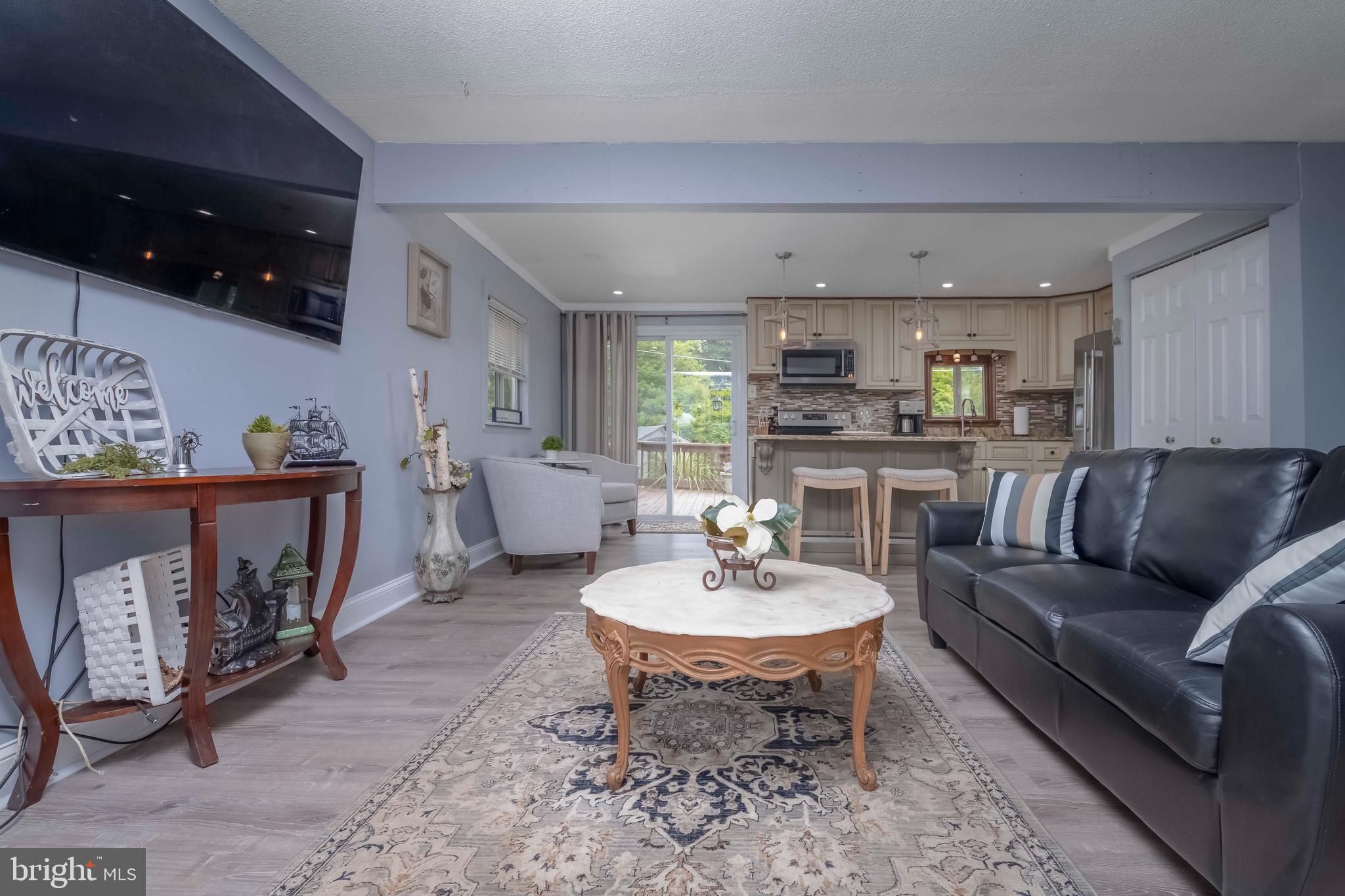 CRESTWOOD ACRES - Residential