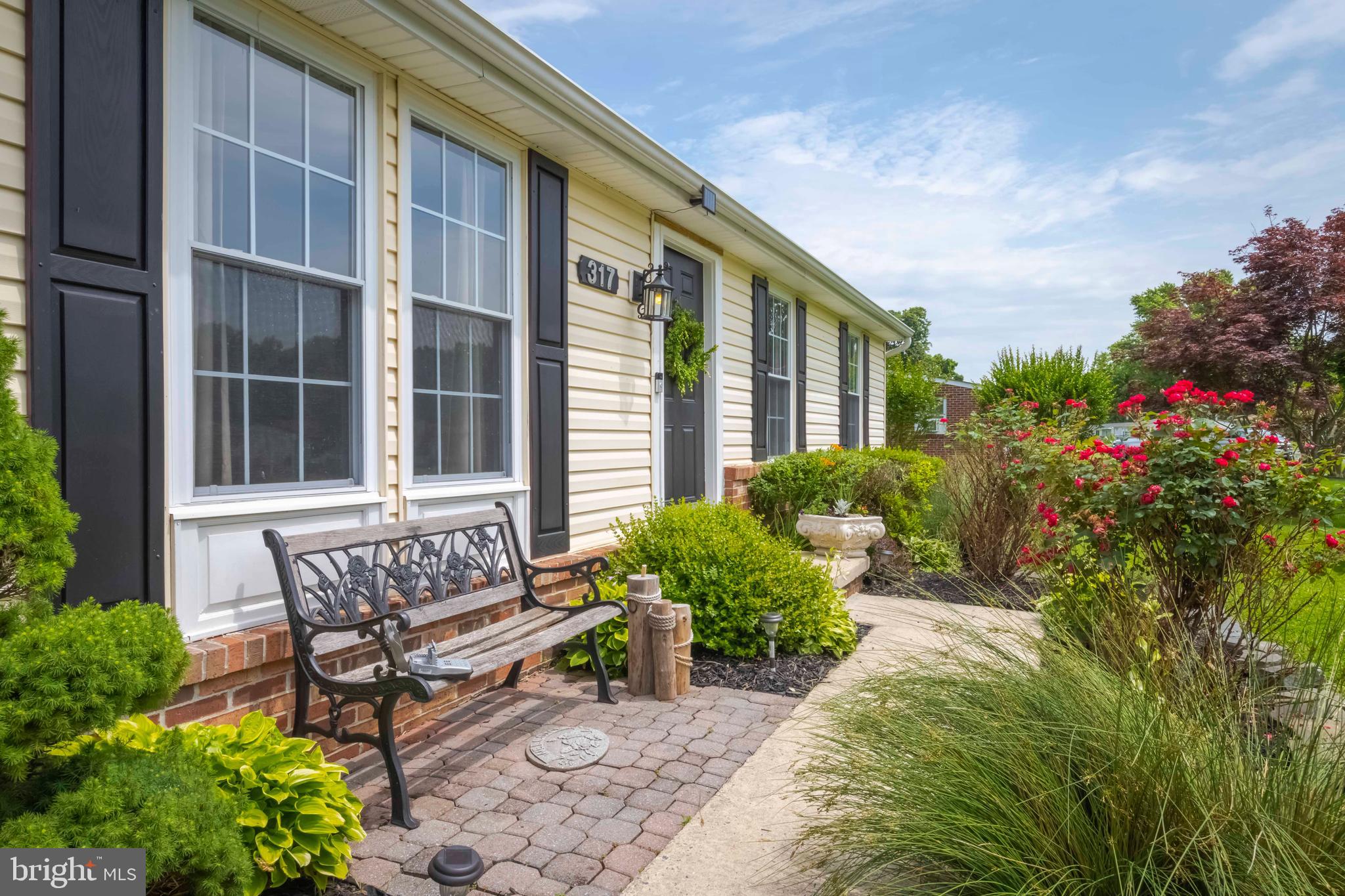 CRESTWOOD ACRES - Residential