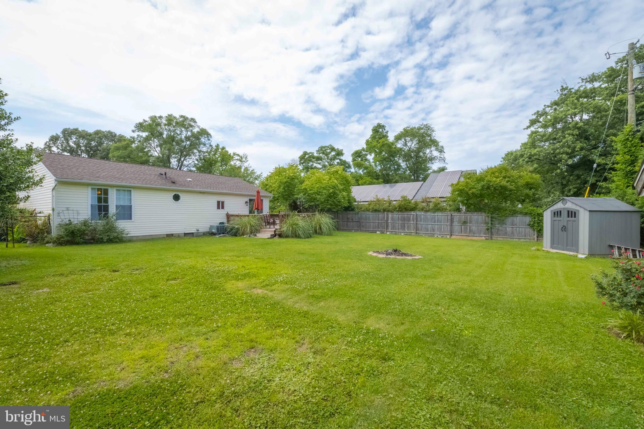 CRESTWOOD ACRES - Residential