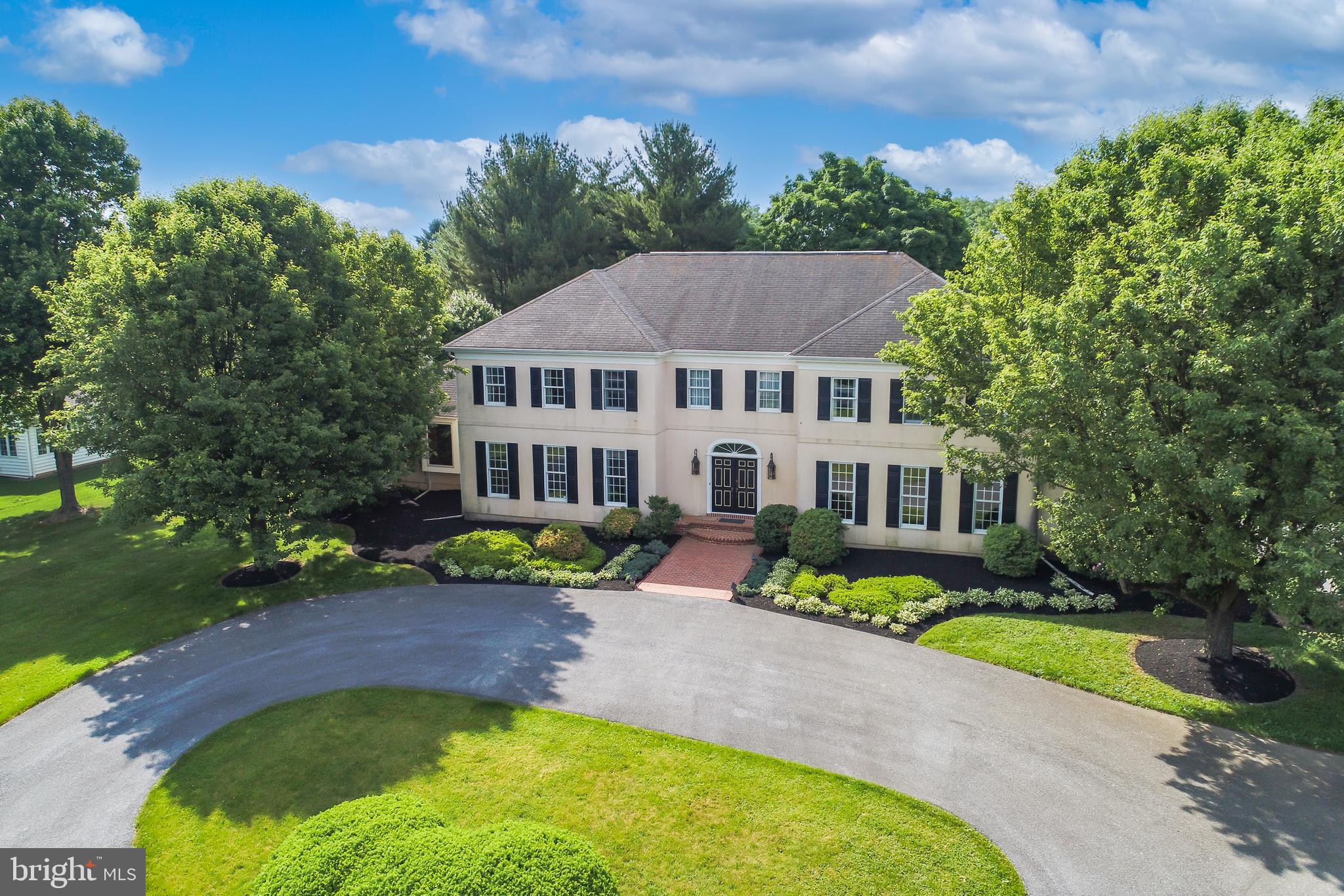 STONEHENGE - Residential