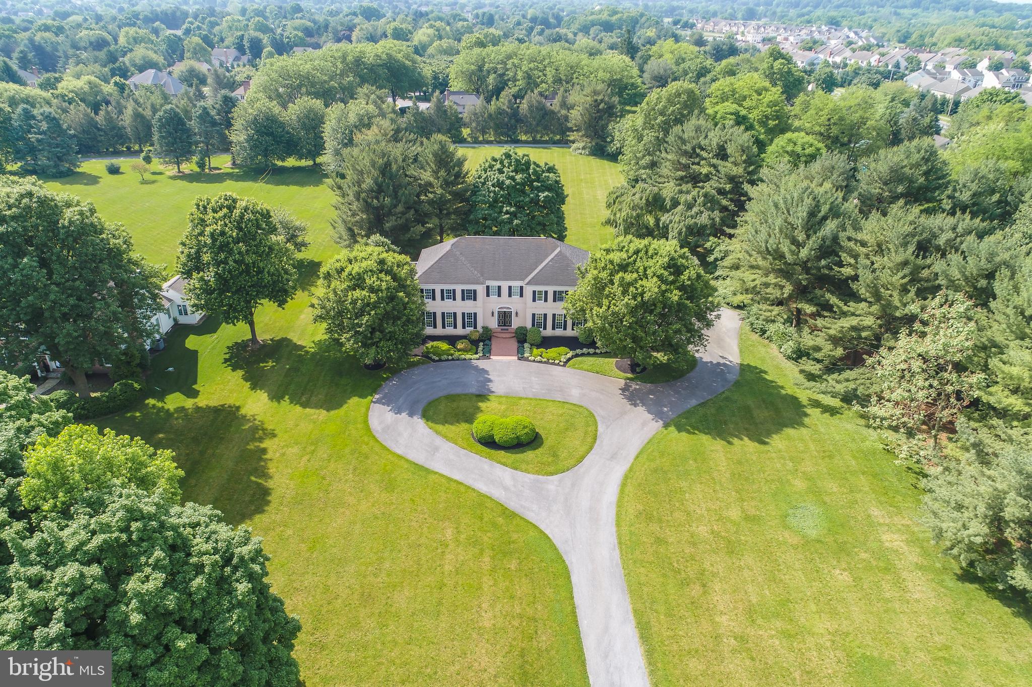 STONEHENGE - Residential