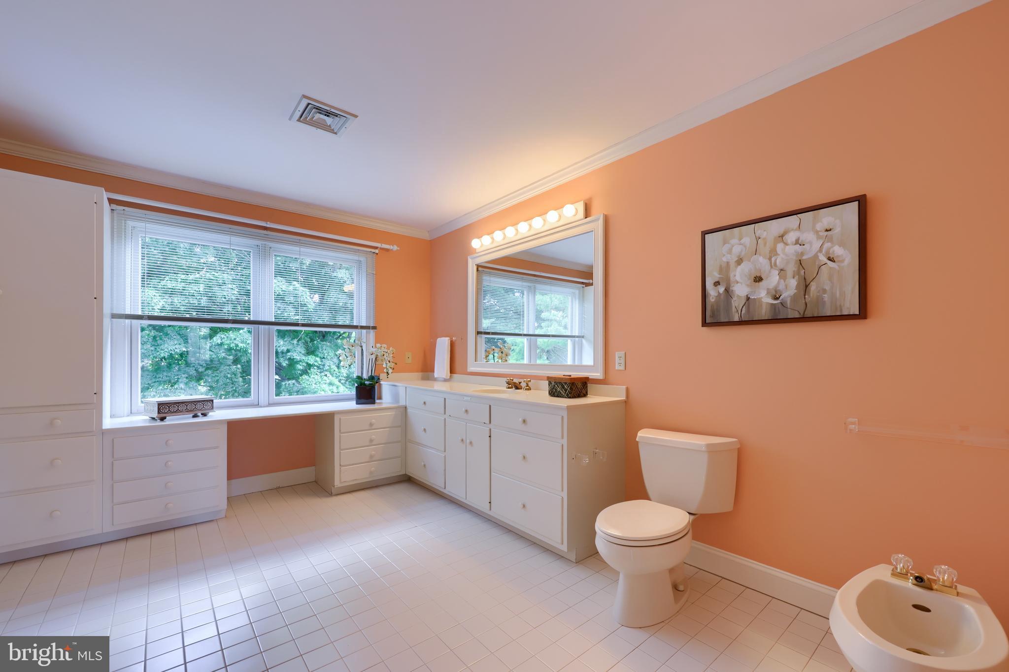 STONEHENGE - Residential