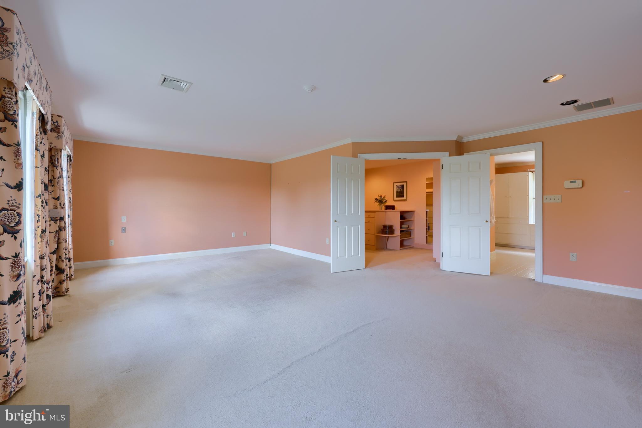 STONEHENGE - Residential