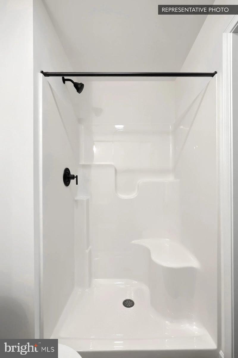 THE SEASONS - Residential