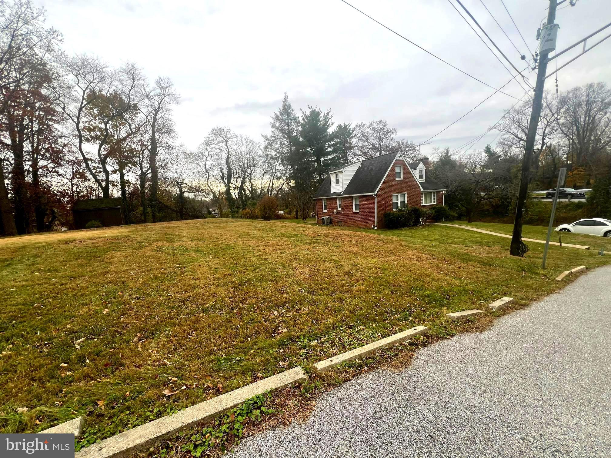 WESTMORELAND FRUIT FARM - Land