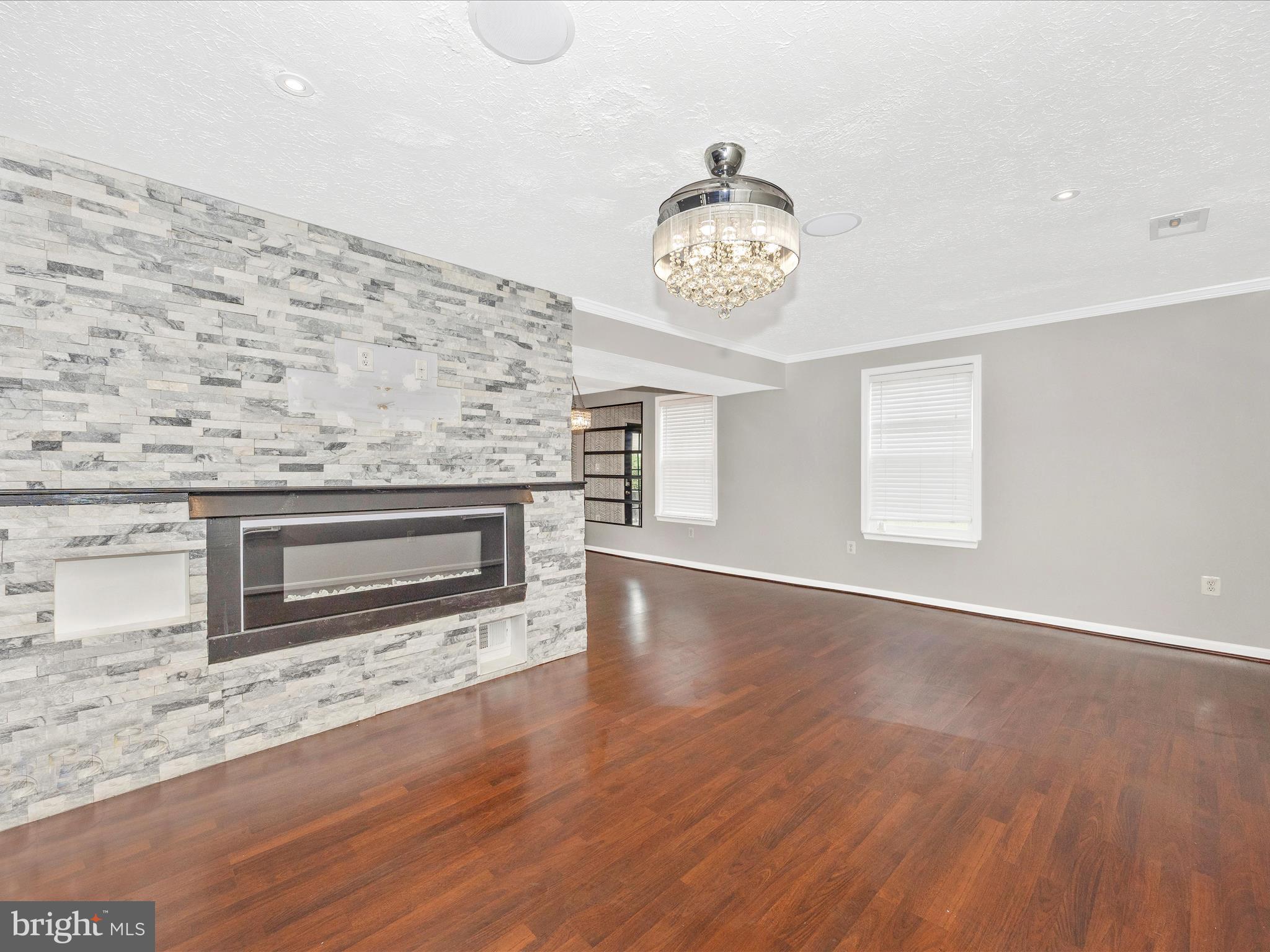 ST CHARLES SUB - WAKEFIELD - Residential