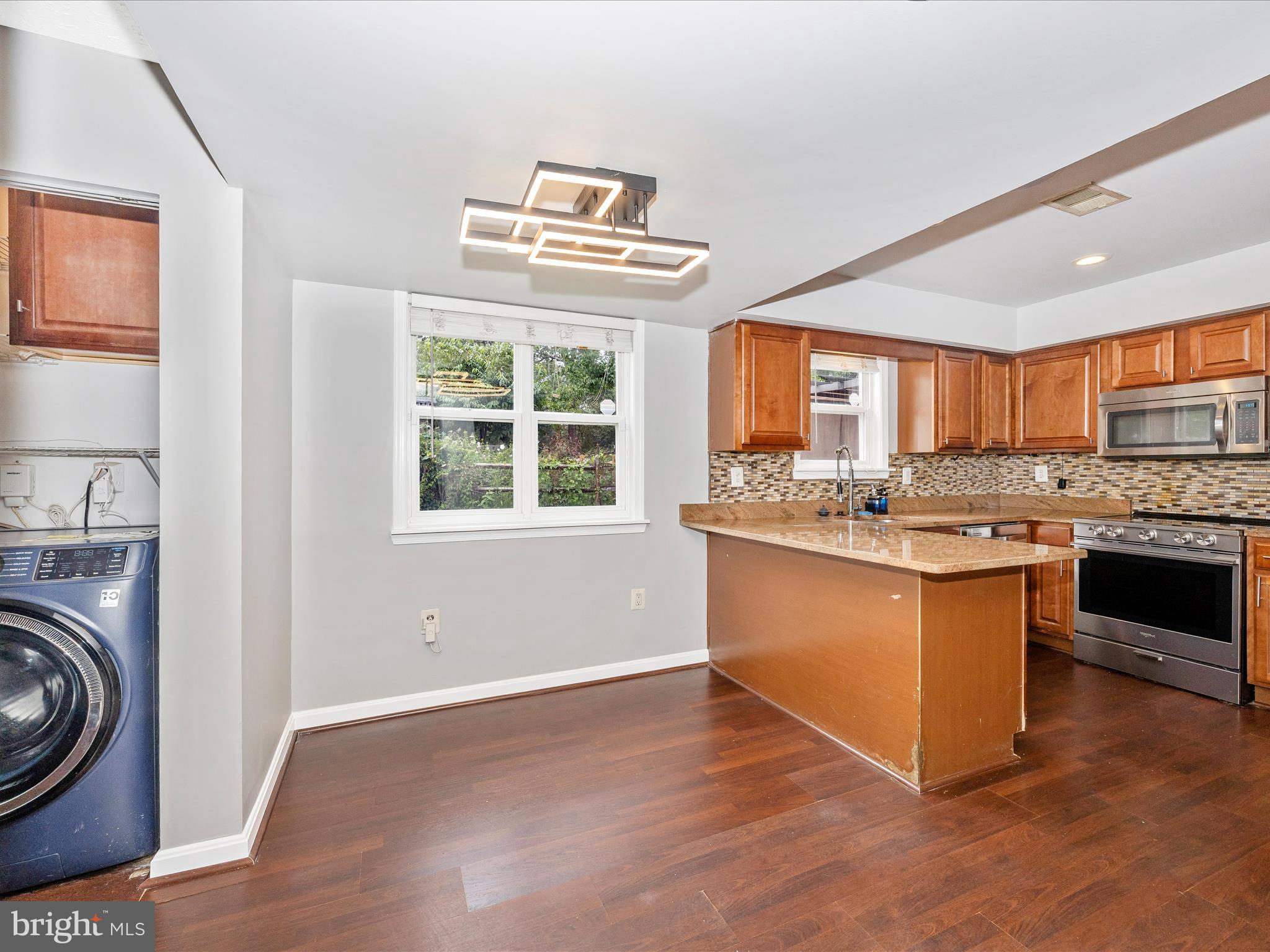 ST CHARLES SUB - WAKEFIELD - Residential