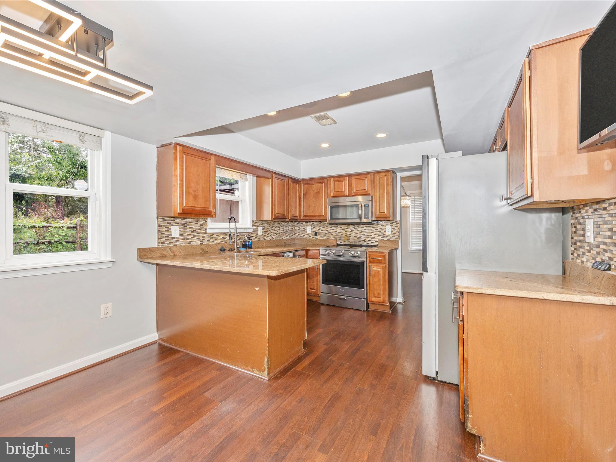 ST CHARLES SUB - WAKEFIELD - Residential