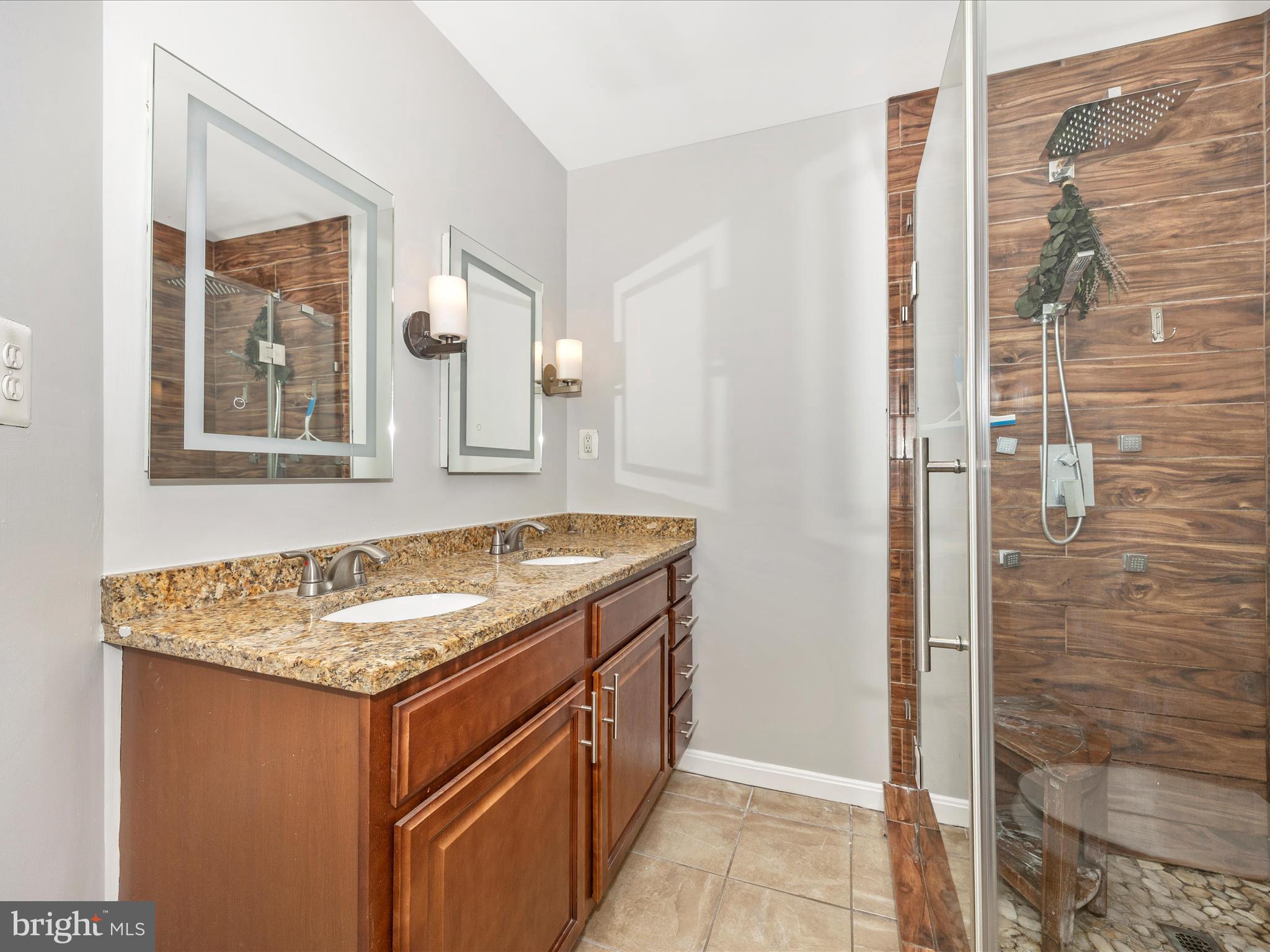 ST CHARLES SUB - WAKEFIELD - Residential