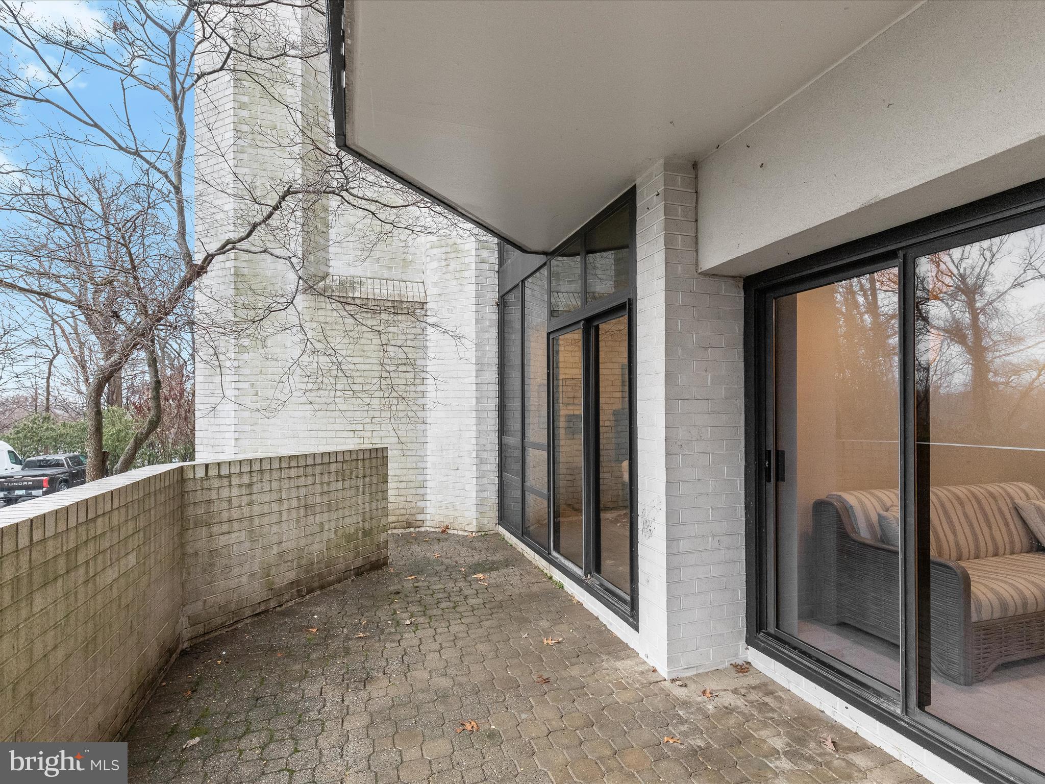 PAVILION IN THE PARK - Residential