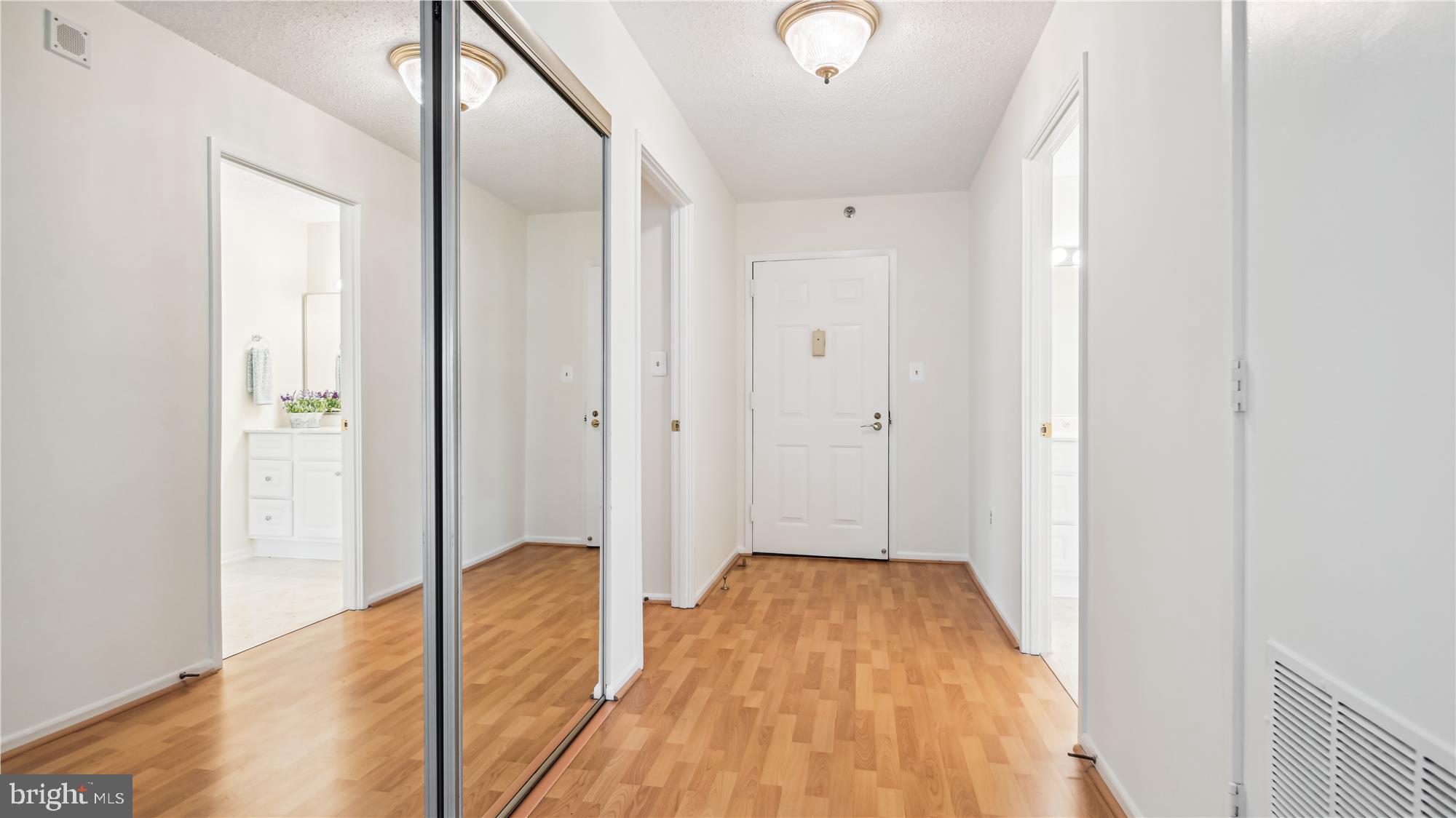 LEISURE WORLD - Residential