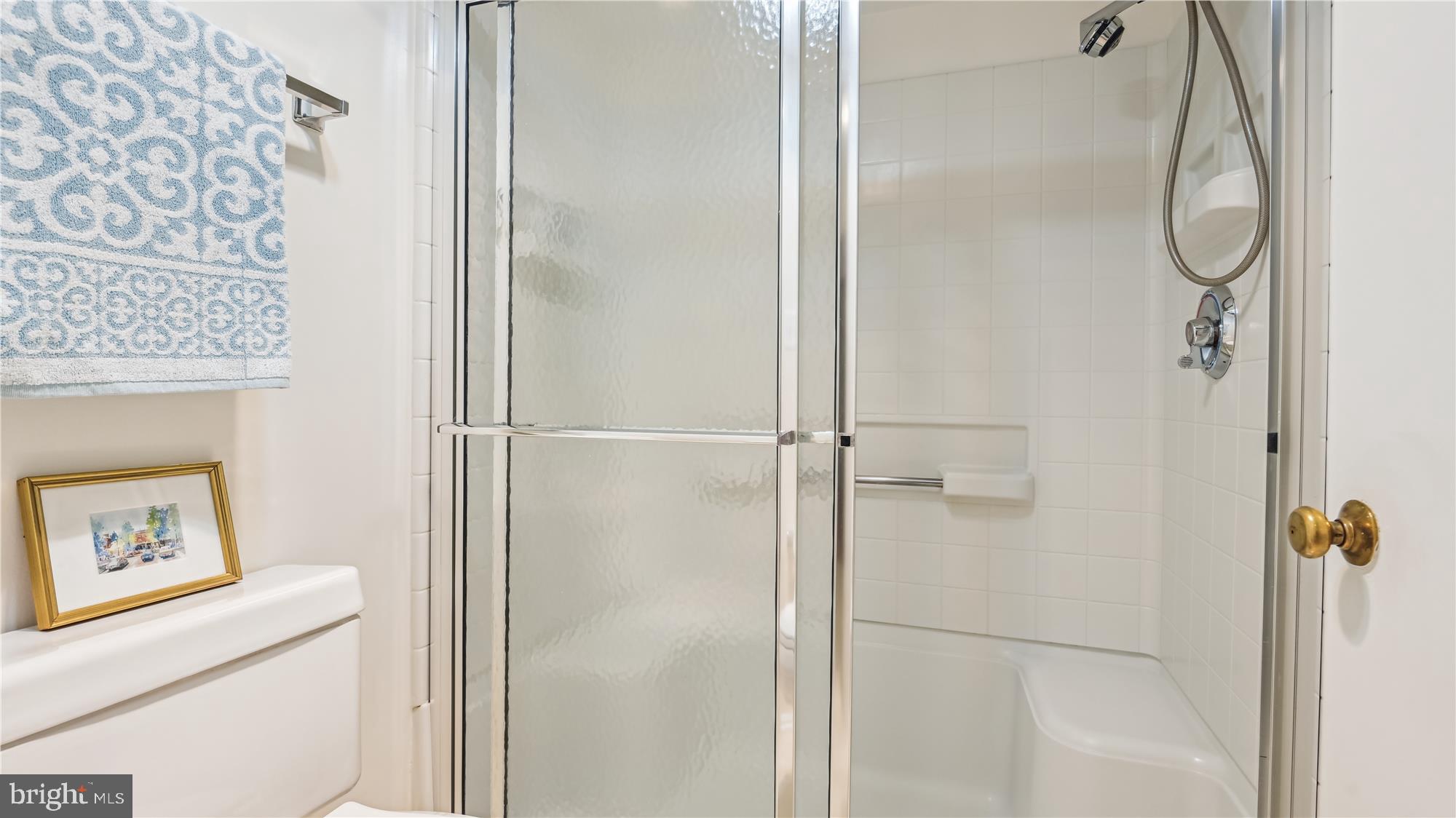 LEISURE WORLD - Residential