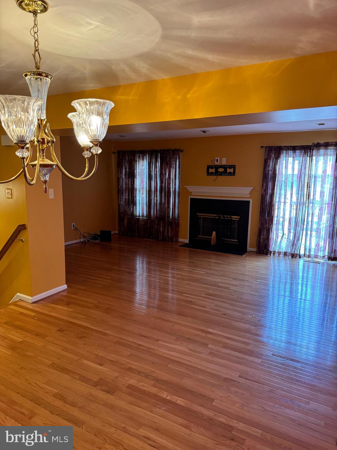 RUSSETT - Residential