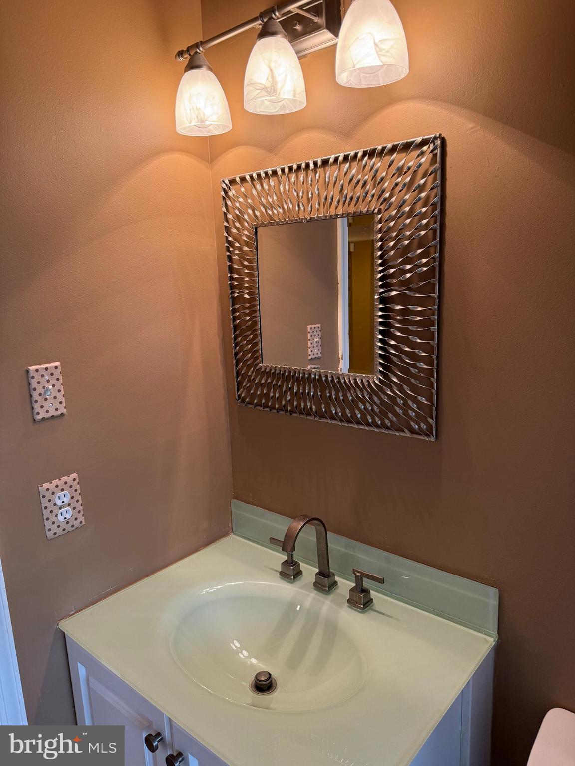 RUSSETT - Residential