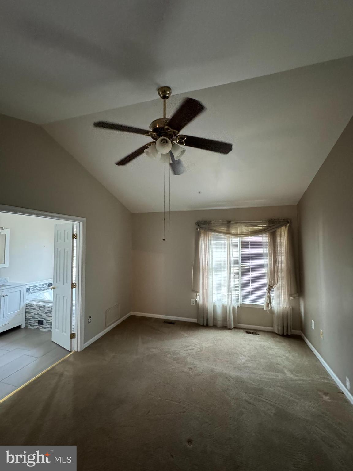 RUSSETT - Residential