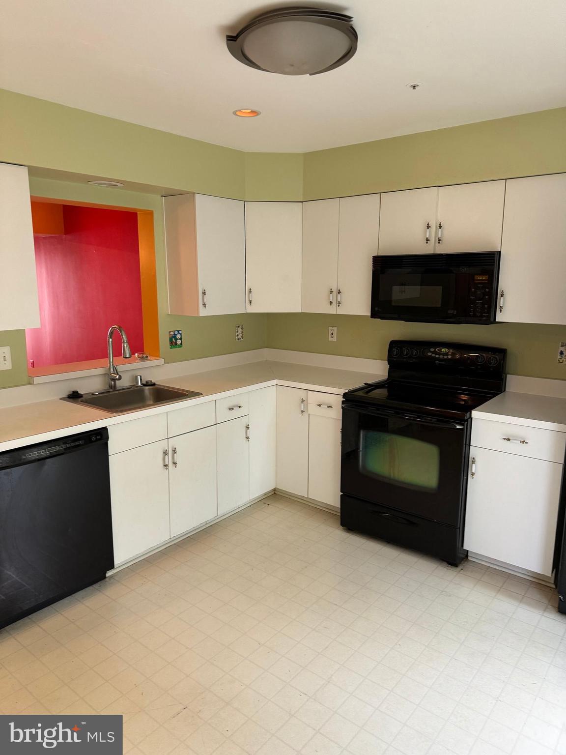 RUSSETT - Residential