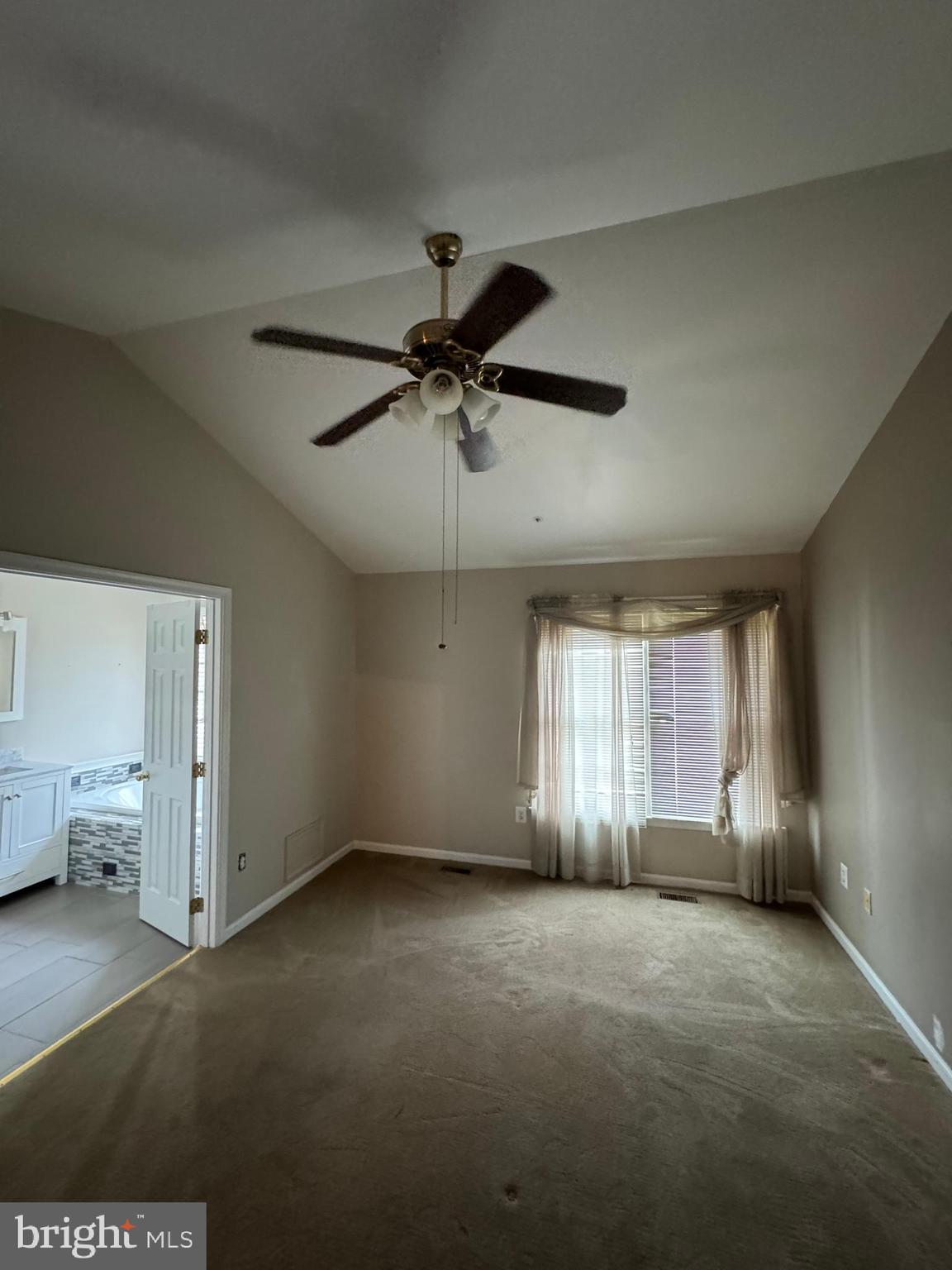 RUSSETT - Residential