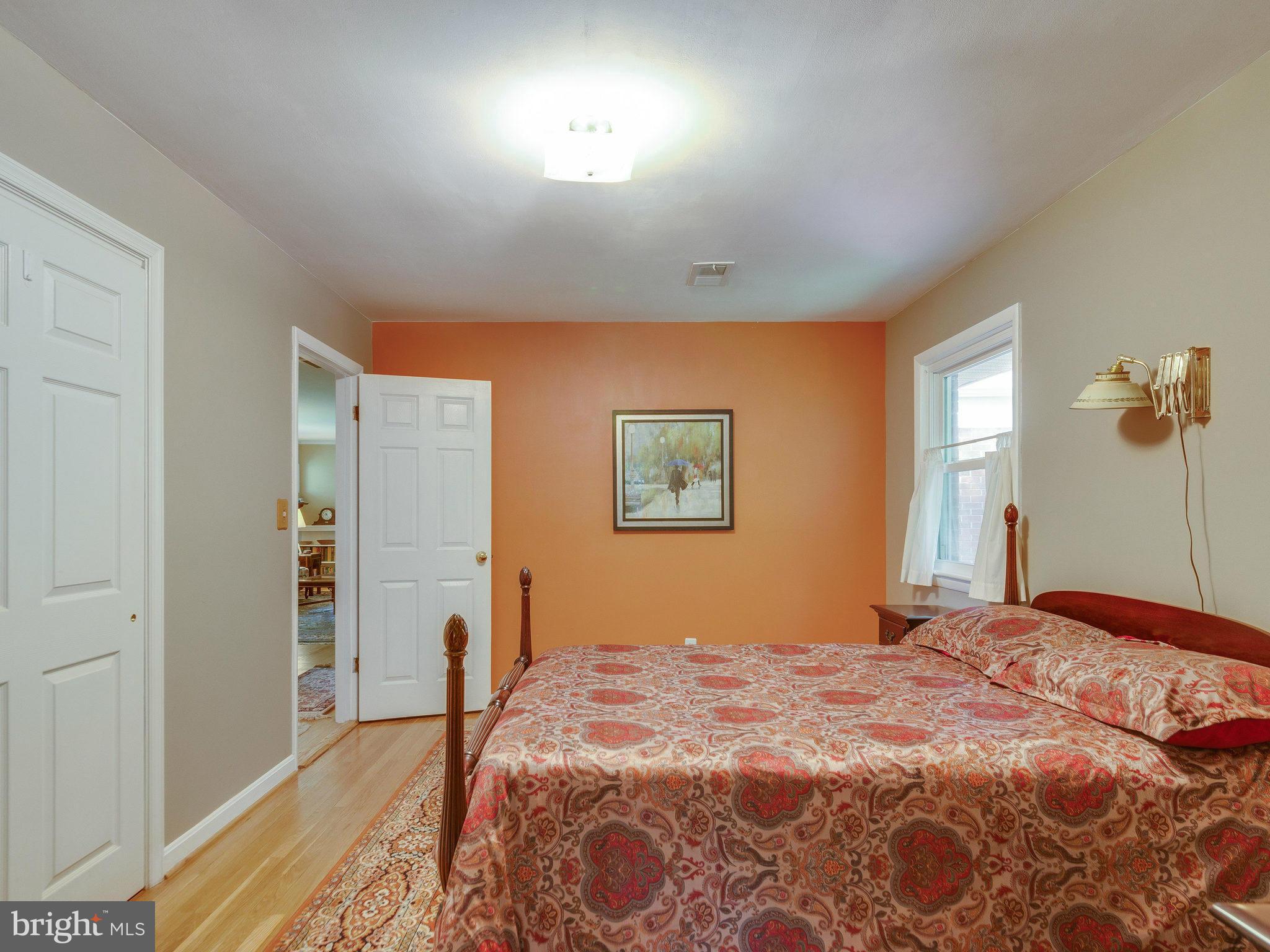 CHAPEL HILL - Residential