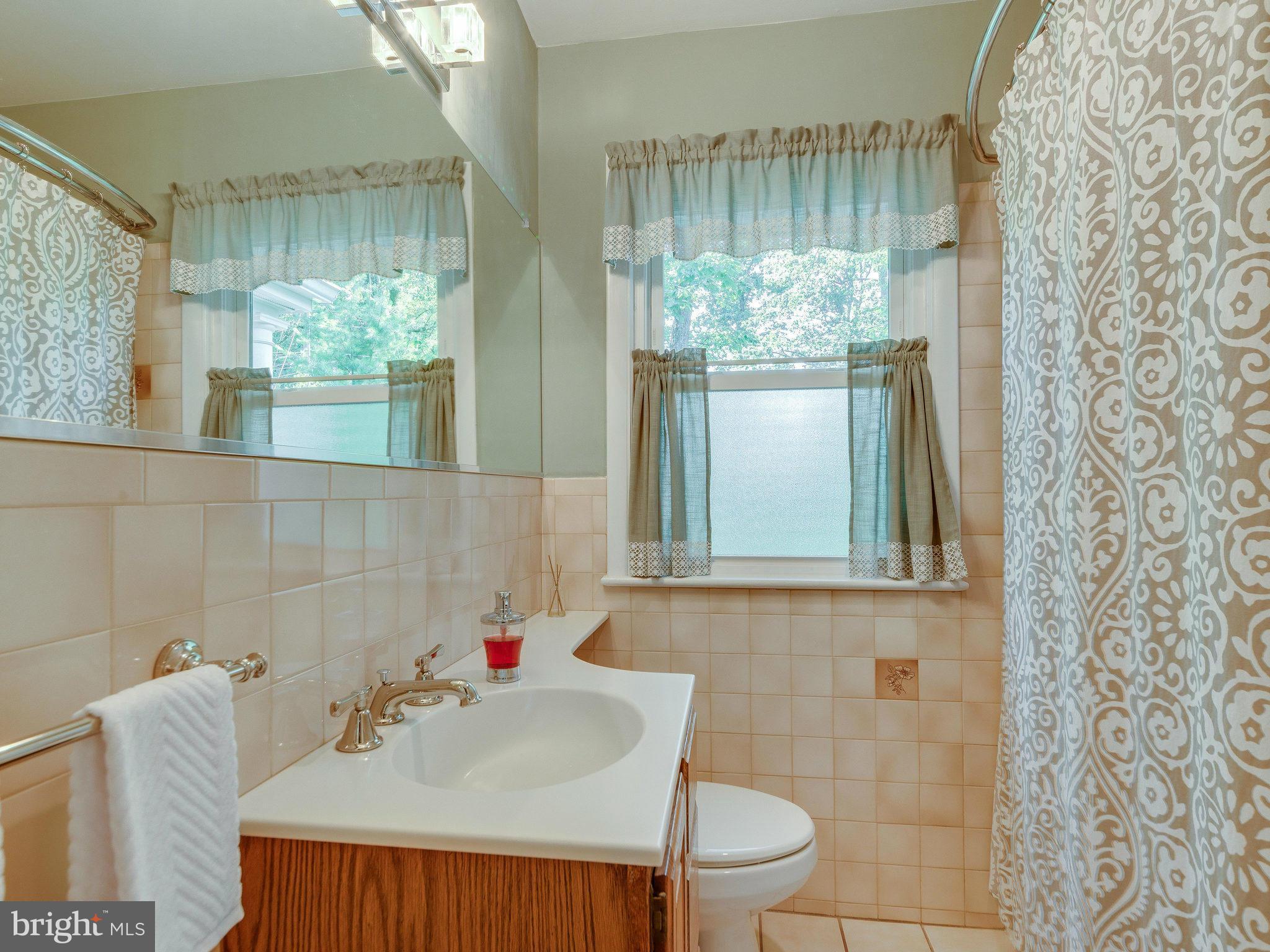 CHAPEL HILL - Residential