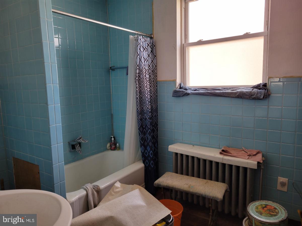 WEST PASSYUNK - Residential