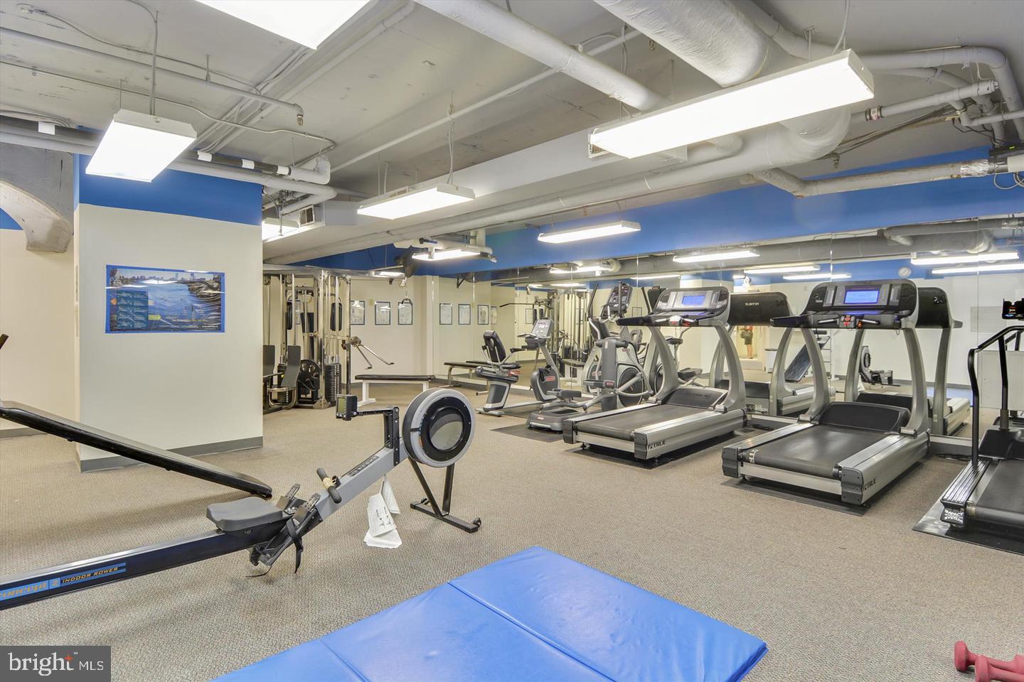 IDYLWOOD TOWERS CONDO - Residential Lease