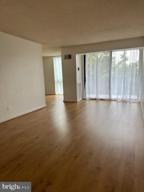 IDYLWOOD TOWERS CONDO - Residential Lease