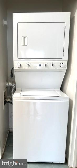 IDYLWOOD TOWERS CONDO - Residential Lease