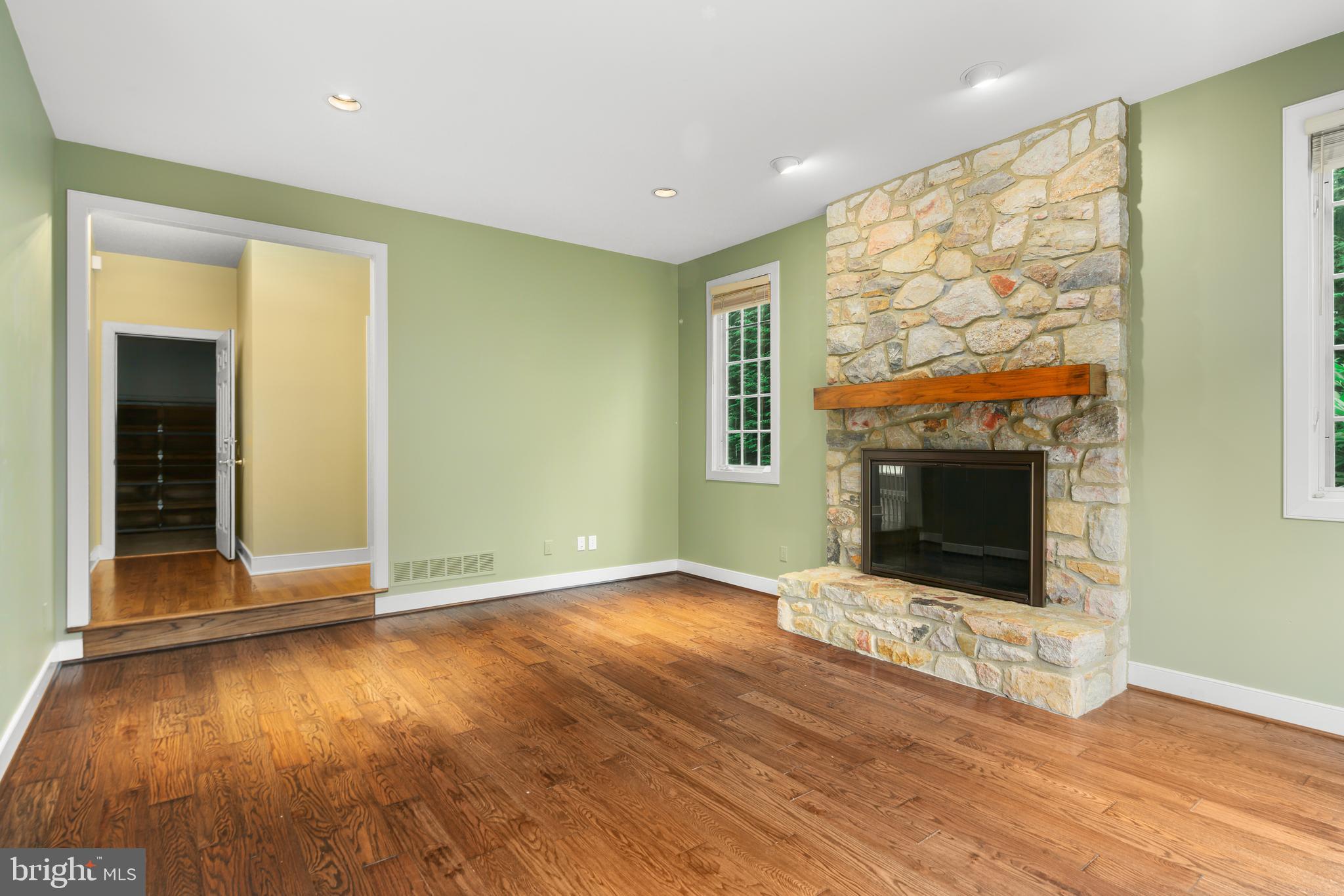 BRYN MAWR - Residential