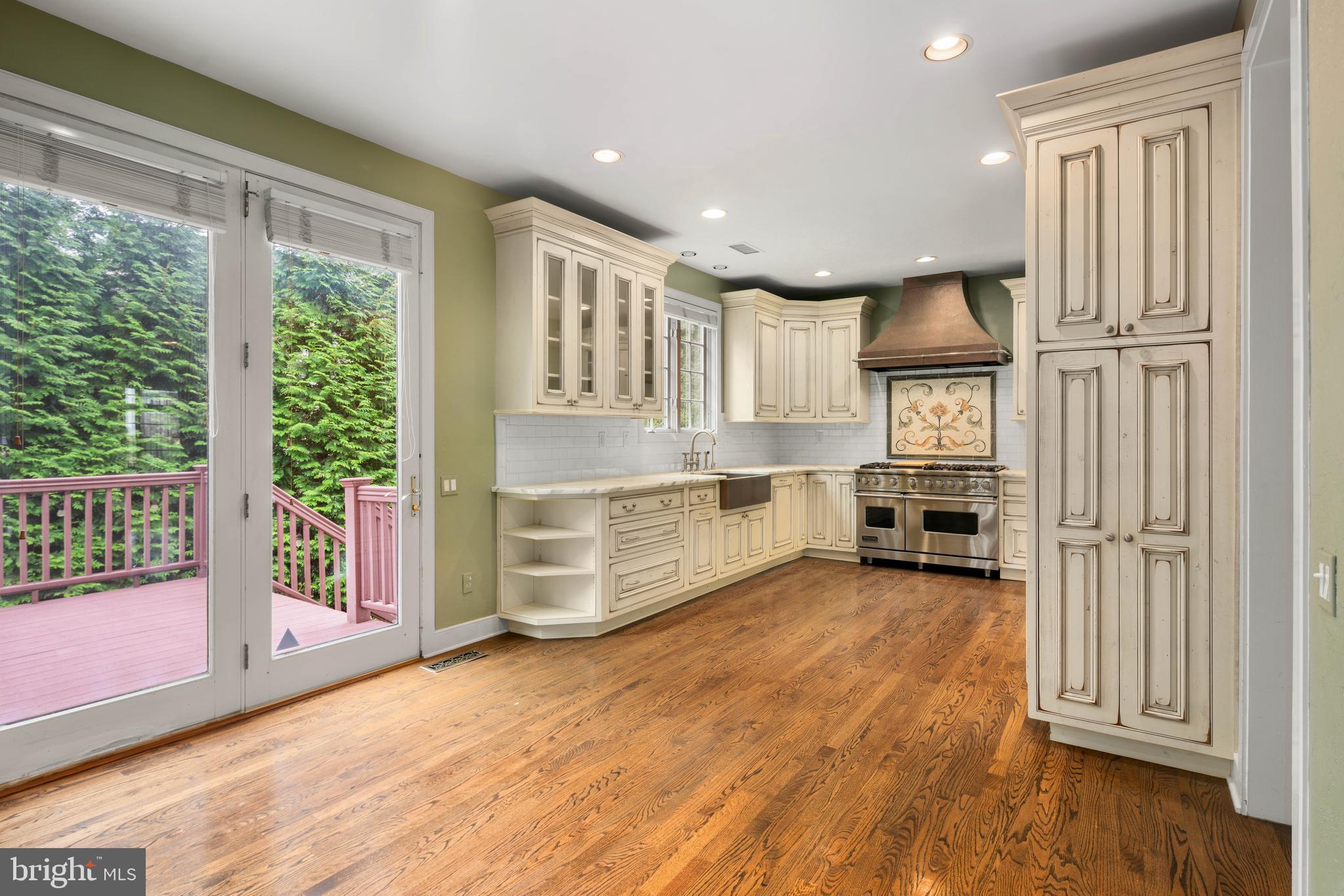 BRYN MAWR - Residential